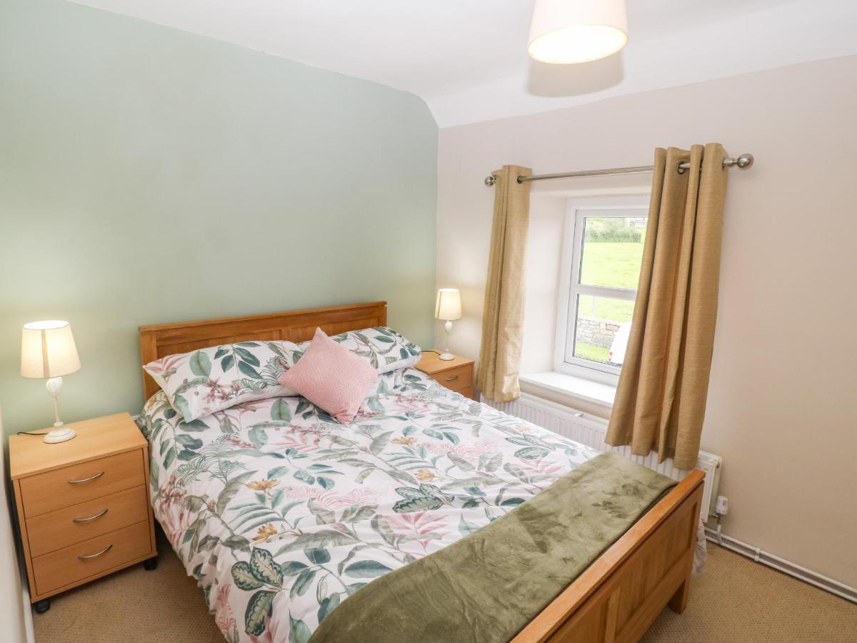 3 Green Terrace Gaerwen Екстер'єр фото